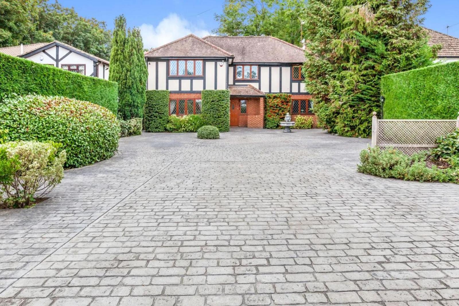 Old Slade Cottage - Train To London 30Mins, Heathrow 15Mins Away,Free Parking - En-Suit Rooms 웨스트드레이톤 외부 사진